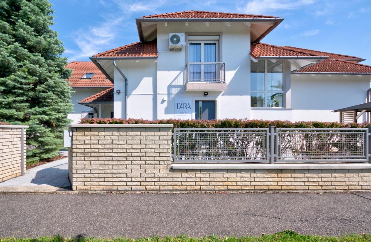 Villa Tara Buek Esterno foto