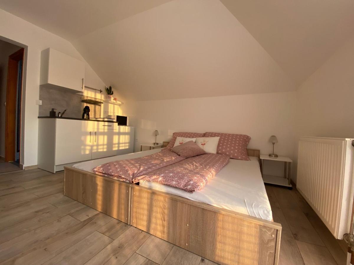 Villa Tara Buek Esterno foto